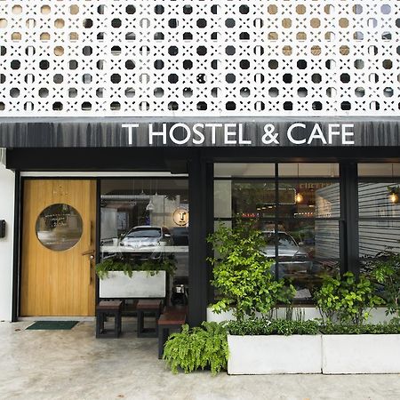 T Hostel @ Victory Monument Банкок Екстериор снимка