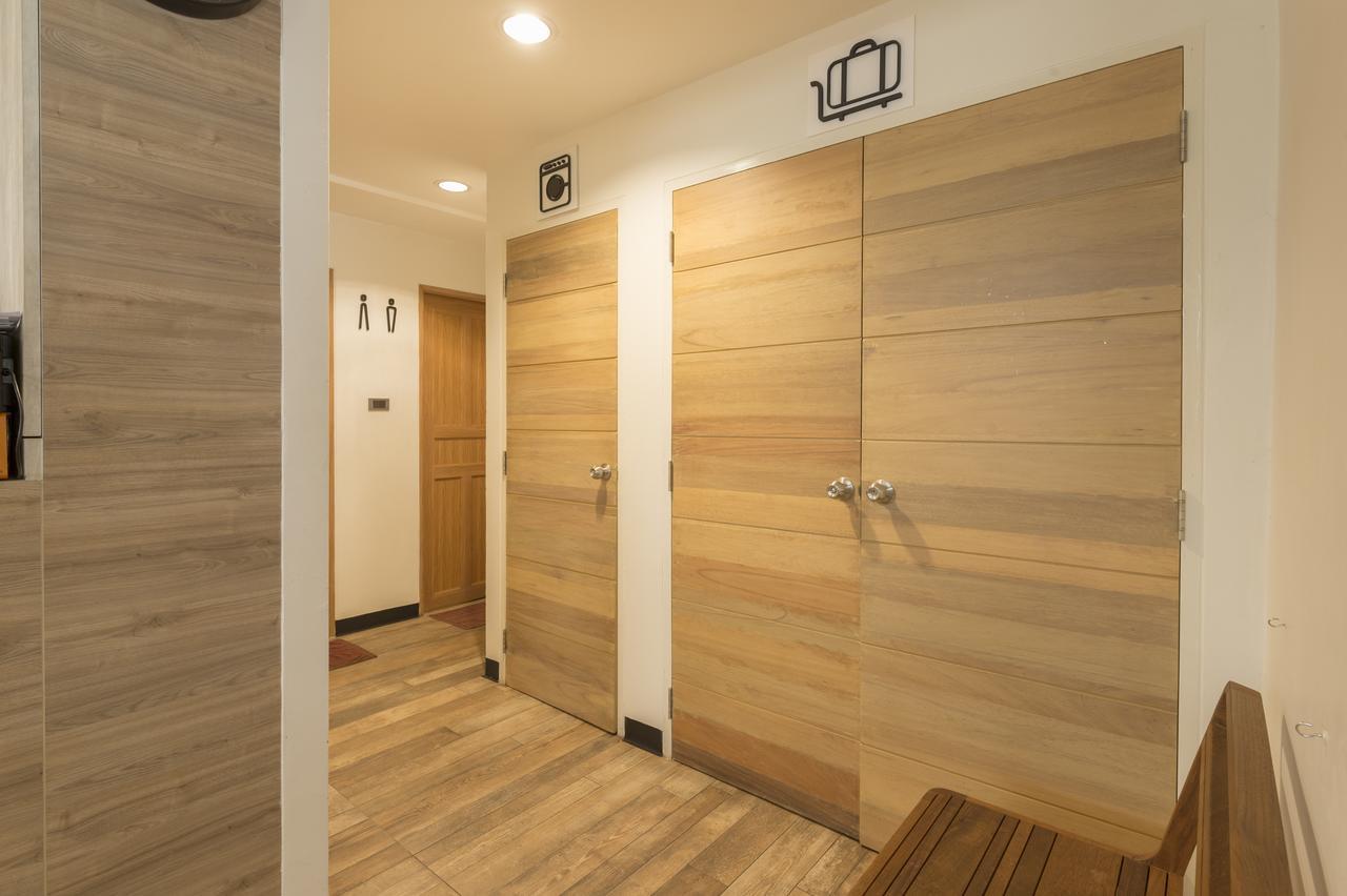 T Hostel @ Victory Monument Банкок Екстериор снимка