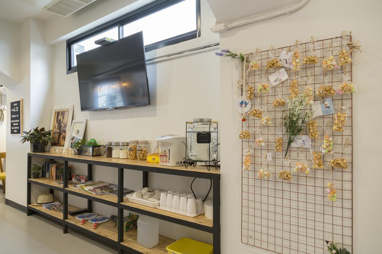 T Hostel @ Victory Monument Банкок Екстериор снимка
