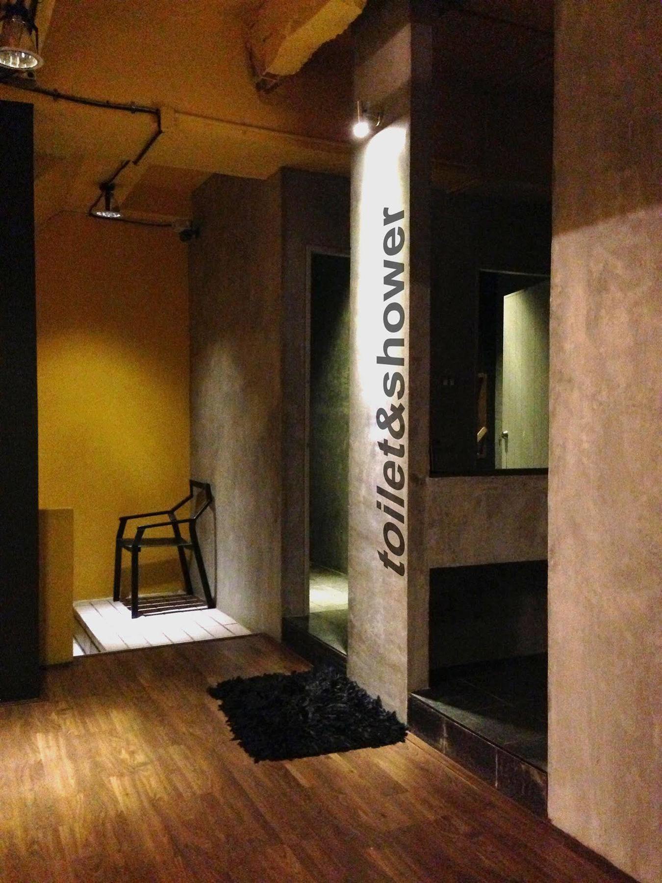T Hostel @ Victory Monument Банкок Екстериор снимка